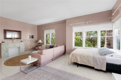 Comprar apartamento no Helen Mar 3B