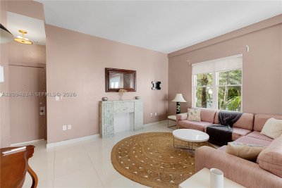 Comprar apartamento no Helen Mar 3B