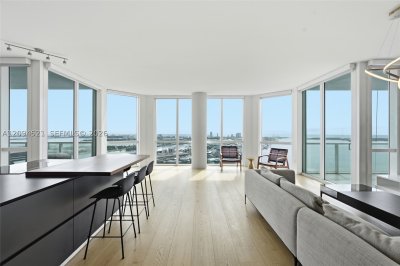 Vizcayne Everglades On The Bay Apt #4103