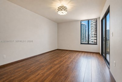 Aluguel de apartamento no Brickell Key One A1113
