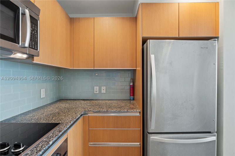 Apartment for rent at Avenue on Brickell 1050 Tower 1418