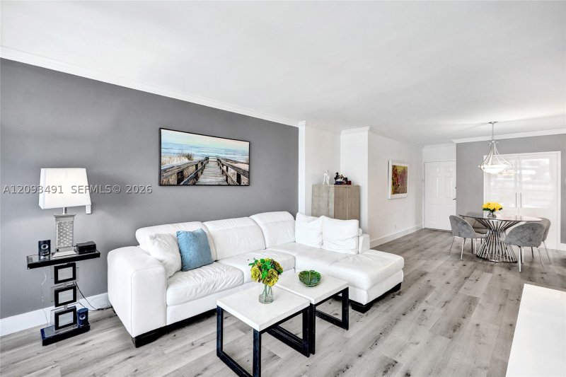 Apartment for rent at The Wave Condo 415 (availab