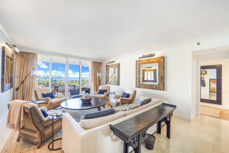 Apartment for rent at Ocean Tower One 705