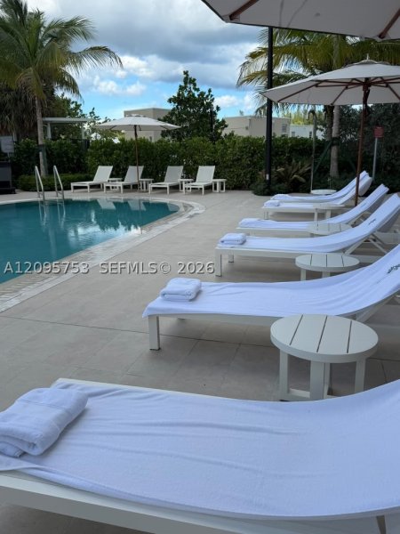 Aluguel de apartamento no One Park Tower by Turnberry 1204
