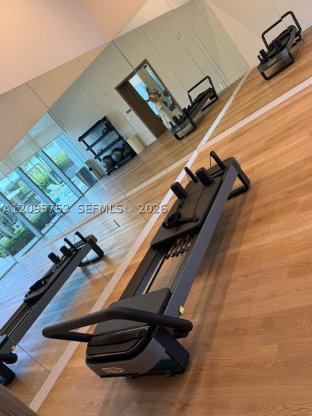 Aluguel de apartamento no One Park Tower by Turnberry 1204