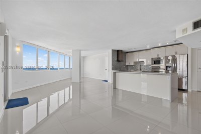 Comprar apartamento no Burleigh House 805