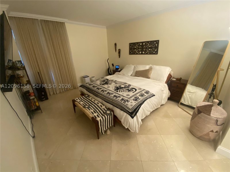 Apartment for rent at Brickell Key One A912