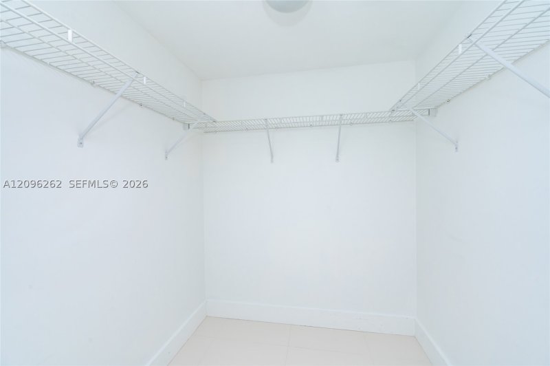 Apartment for rent at 50 Biscayne 3906