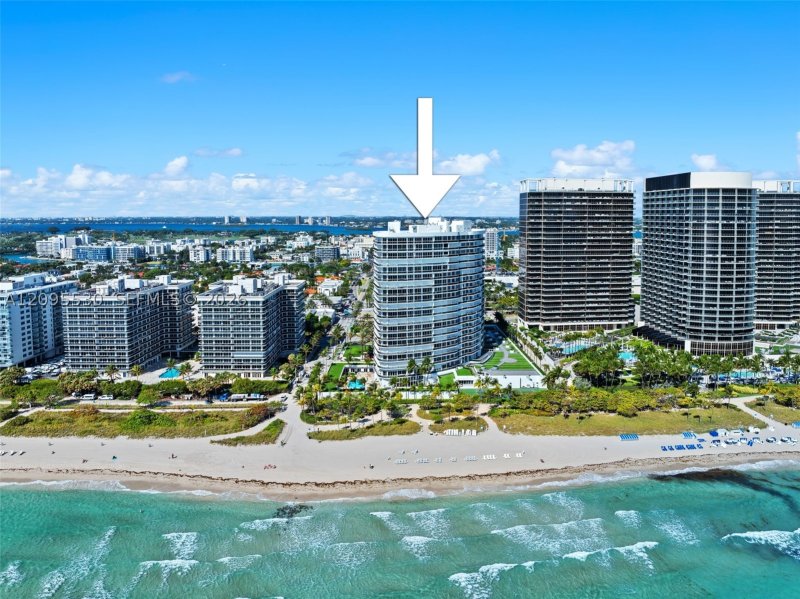 Condo for sale at Majestic Tower 601