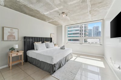 Alquiler de apartamento en Midtown Midblock 1001