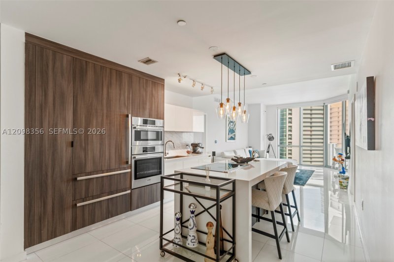 Comprar apartamento no Paramount Miami WorldCenter 3707
