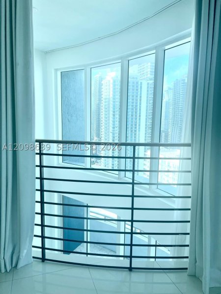 Alquiler de apartamento en Infinity on Brickell 2824