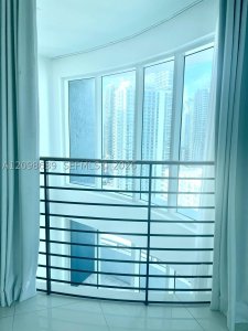 Alquiler de apartamento en Infinity on Brickell 2824