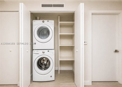Comprar apartamento en Aria on The Bay 4406