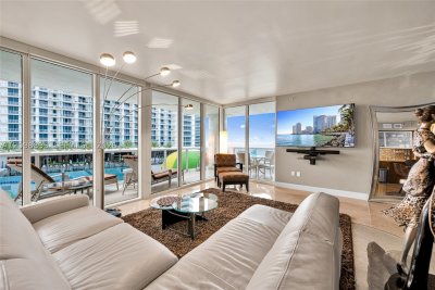 Comprar apartamento en Beach Club Three 1610
