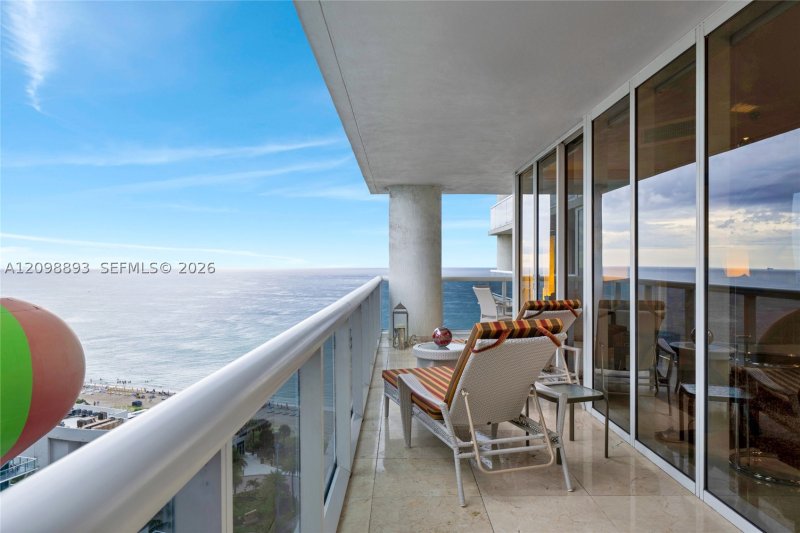 Condo for sale at Beach Club Three 1610