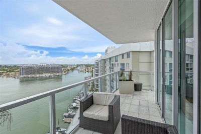 Comprar apartamento no Eden House Condo PH8