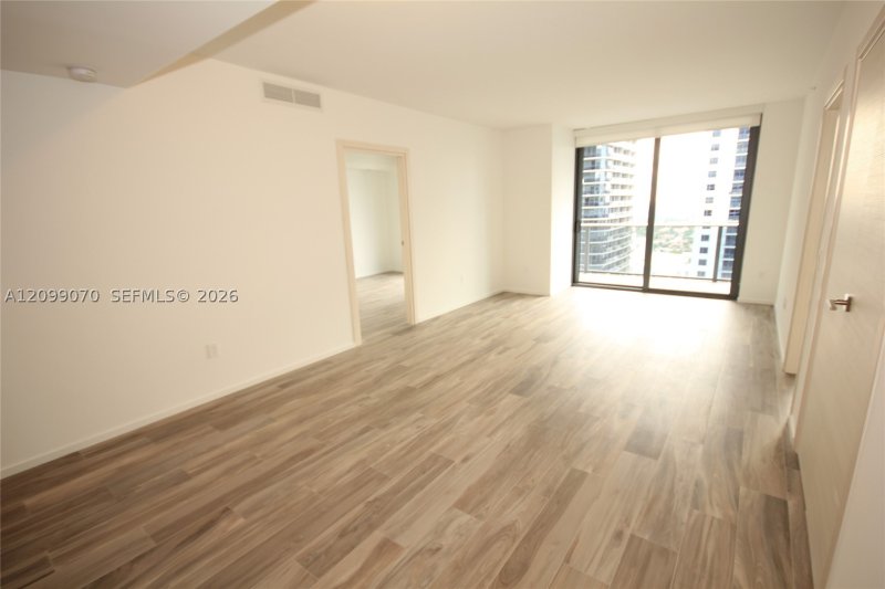 Apartment for rent at SLS Lux Brickell 3710