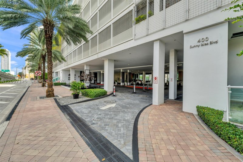 Comprar apartamento en 400 Sunny Isles 916
