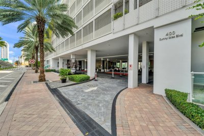 Comprar apartamento en 400 Sunny Isles 916