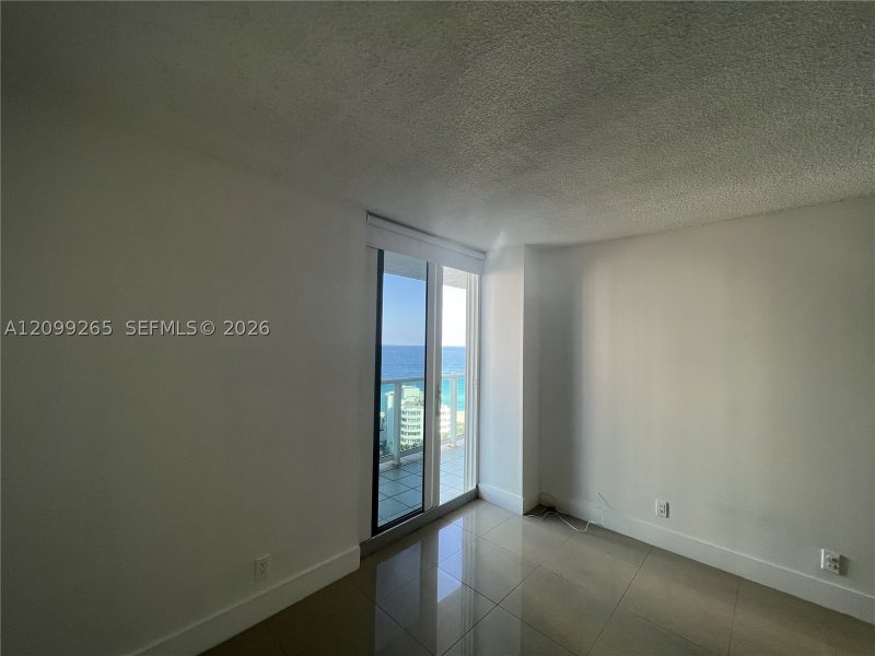 Aluguel de apartamento no Arlen House 2012