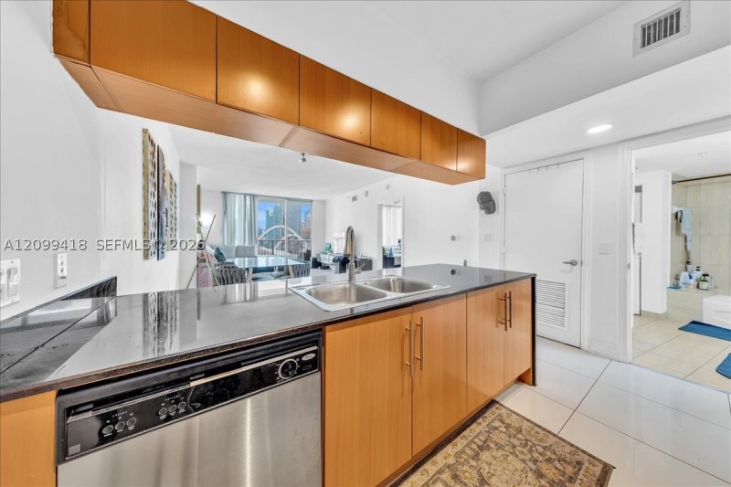 Comprar apartamento en Opera Tower 2510