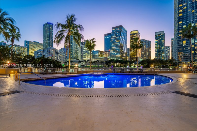 Condo for sale at Courvoisier Courts 1004