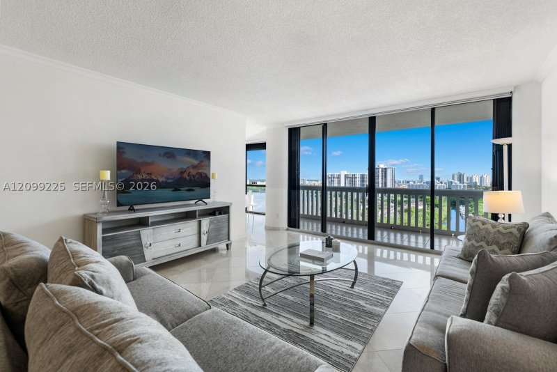 Condo for sale at 2000 Williams Island 1710