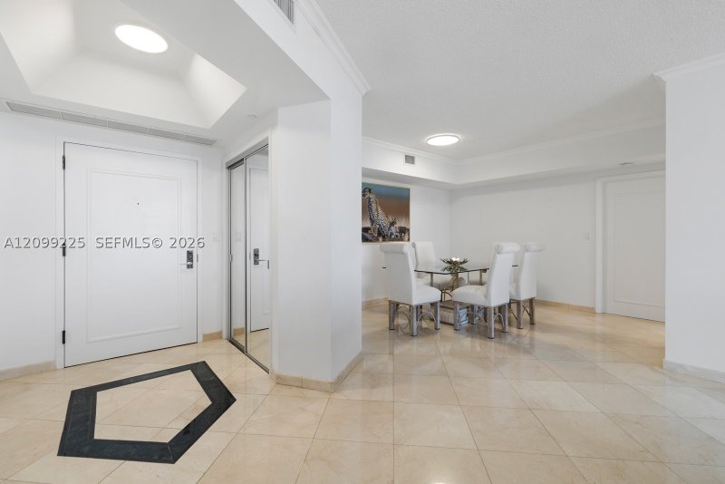 Condo for sale at 2000 Williams Island 1710