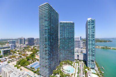 Paraiso Bayviews Apt #601