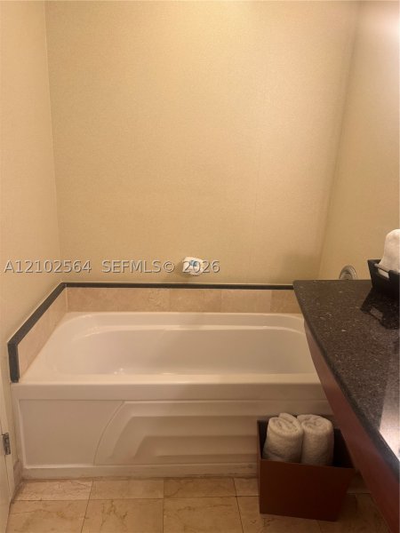 Comprar apartamento en Trump International Sonesta Beach Resort 808