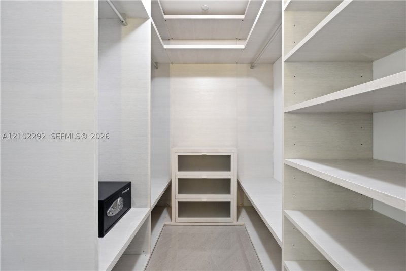 Aluguel de apartamento no Brickell City Centre Rise 2302