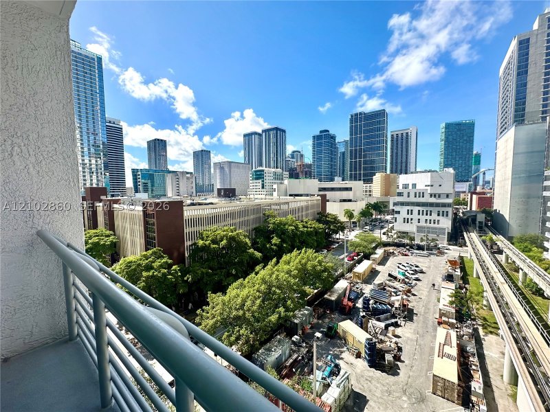 Property photo # 0