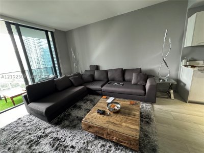 Aluguel de apartamento no Brickell Heights East 3010