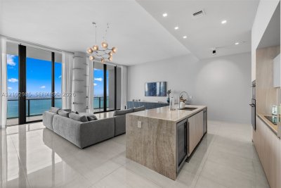 Comprar apartamento no Gran Paraiso PH5002