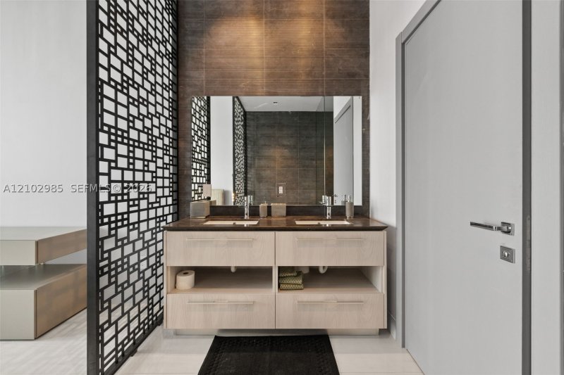Comprar apartamento no Gran Paraiso PH5002