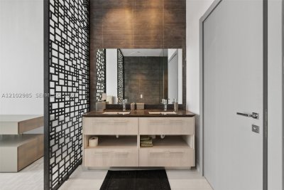 Comprar apartamento no Gran Paraiso PH5002