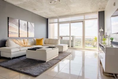 Midtown Midblock Apt #1108