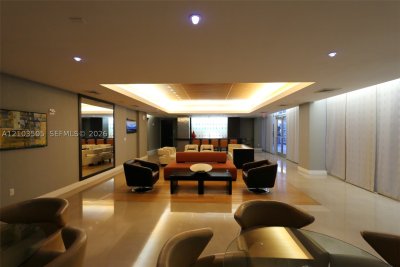 Alquiler de apartamento en 500 Brickell East Tower 1607