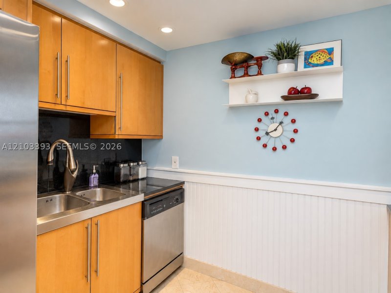Property photo # 8