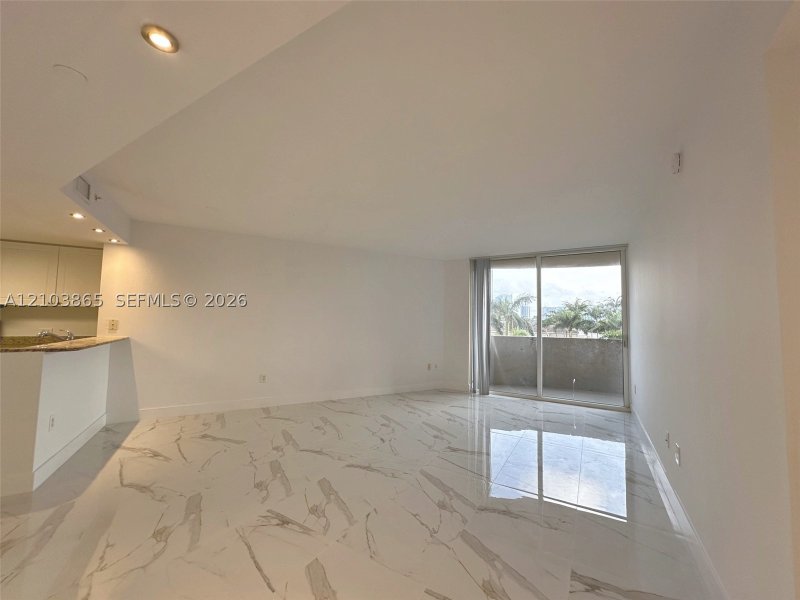 Aluguel de apartamento no Turnberry On The Green 406