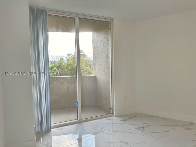 Aluguel de apartamento no Turnberry On The Green 406