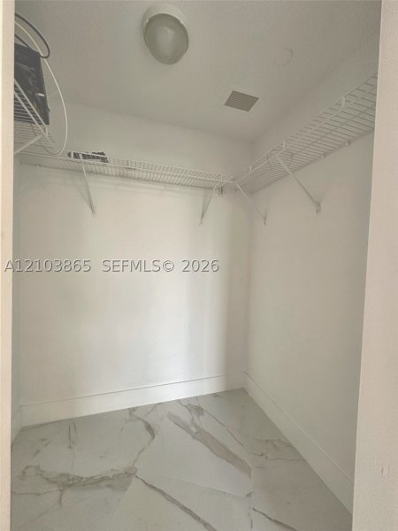 Aluguel de apartamento no Turnberry On The Green 406