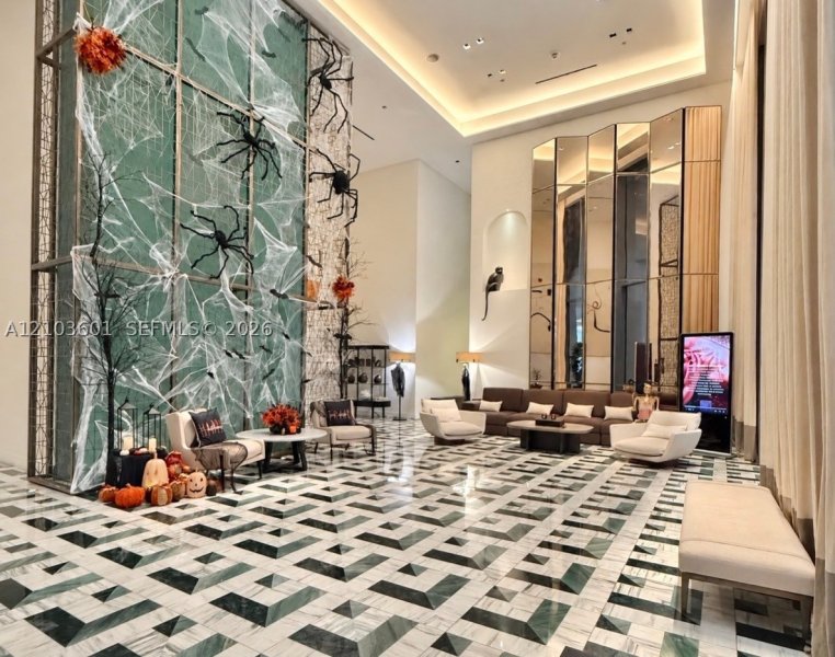 Condo for sale at SLS Lux Brickell 4106