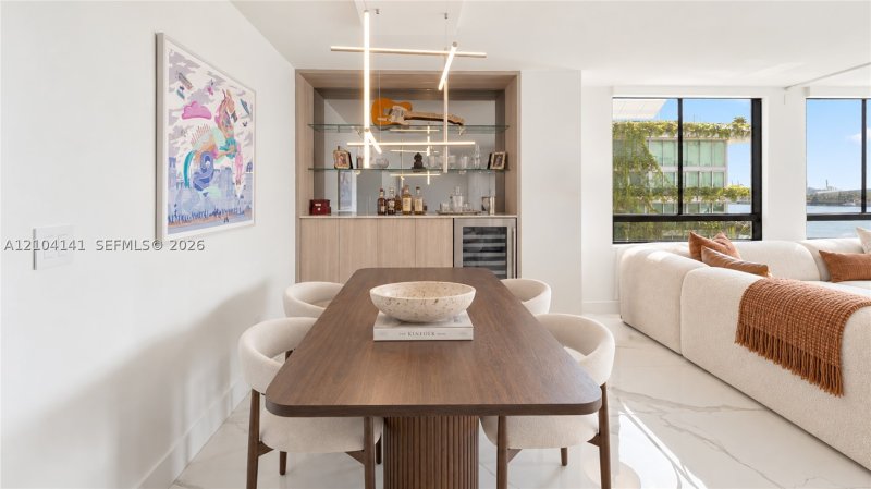 Comprar apartamento no Waverly 708