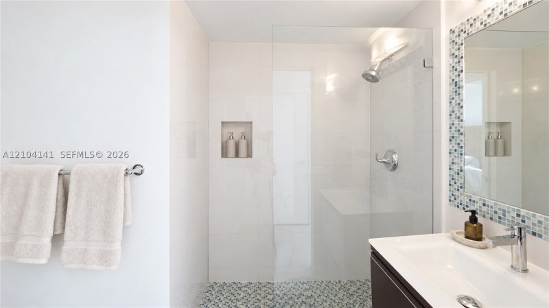 Comprar apartamento no Waverly 708