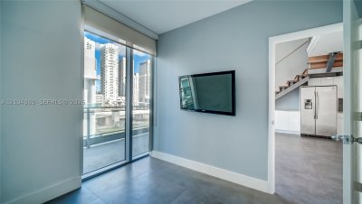 Comprar apartamento en The Ivy TH706