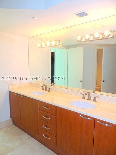 Comprar apartamento en Peninsula II 1505