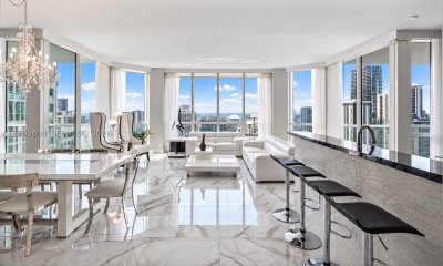 Vizcayne Everglades On The Bay Apt #4308