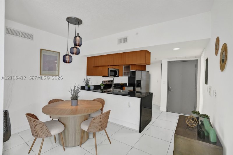 Property photo # 4